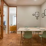 아파트 Design For Big Groups 4bed/3bath 리스본