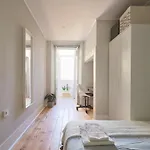 아파트 Design For Big Groups 4bed/3bath 리스본